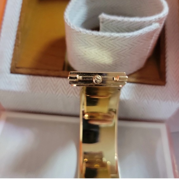 SOLD:Authentic HERMES Loquet Quartz Gold Dial Ladies Bangle Watch - Picture 3 of 9